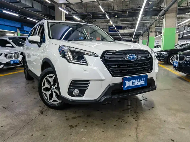 Subaru Forester — Фото автомобиля 3