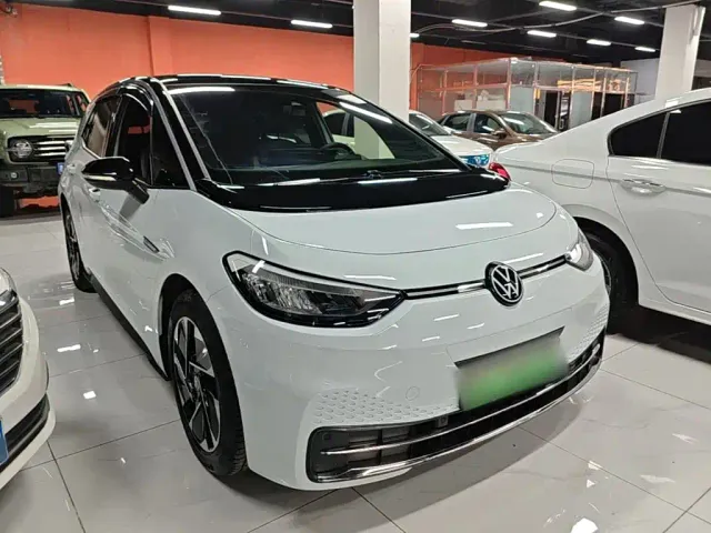 Volkswagen ID.3 — Фото автомобиля 3