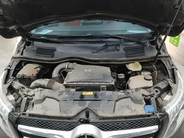 Mercedes-Benz Mercedes-Benz V-Class 2021 V 260 Pilot Edition — Фото автомобиля 19