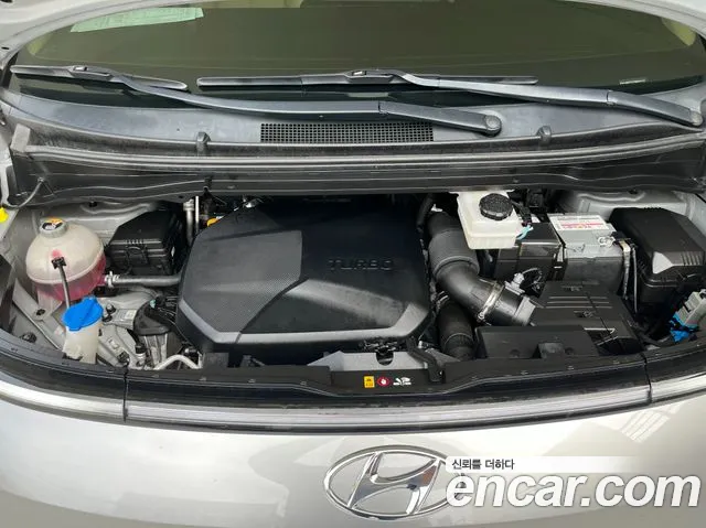 Hyundai Staria — Фото автомобиля 11