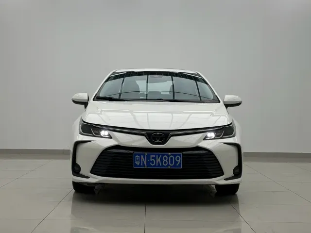 Toyota Corolla — Фото автомобиля 3