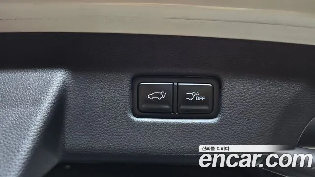 Kia Carnival Generation 4 — Фото автомобиля 17