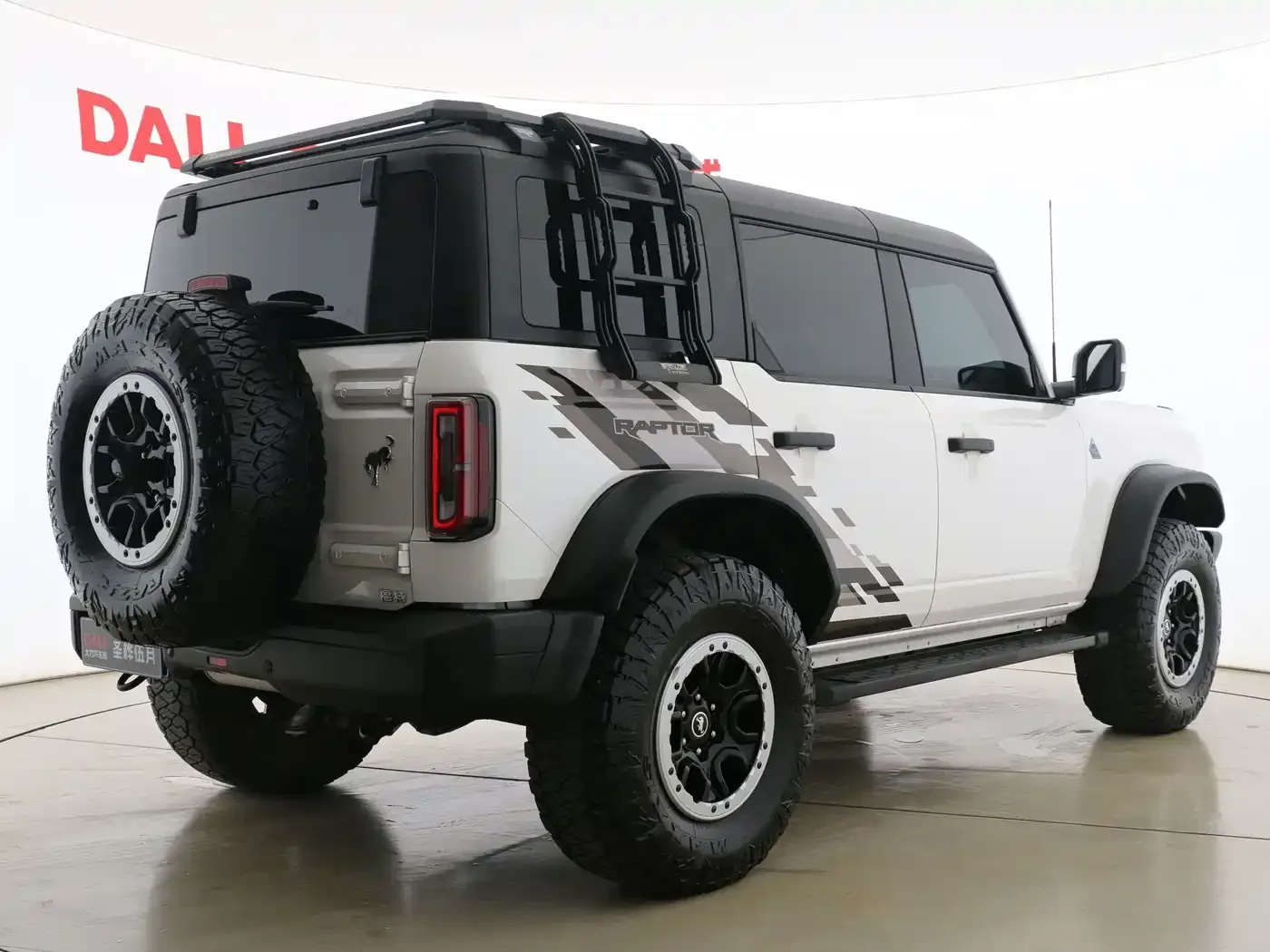 Ford Ford Bronco 2024 2.3T Black Diamond Big Foot Off-Road Edition — Фото автомобиля 12