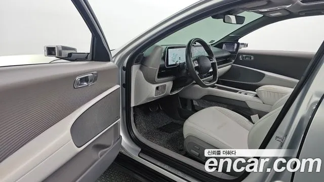 Hyundai Ioniq 6 — Фото автомобиля 10