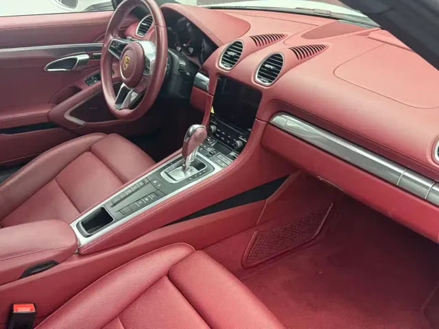 Porsche 718 — Фото автомобиля 8