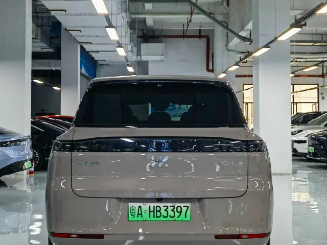 IM Motors LS8 — Фото автомобиля 8