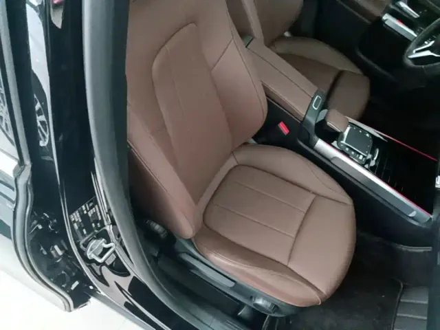 Mercedes-Benz GLB-Class — Фото автомобиля 24