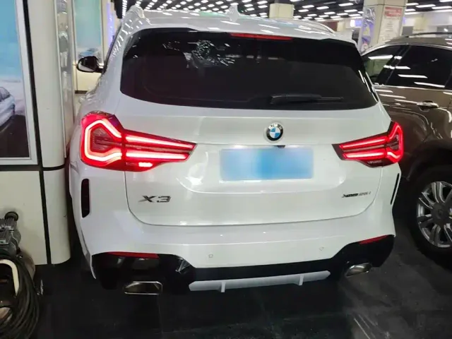 BMW X3 — Фото автомобиля 5