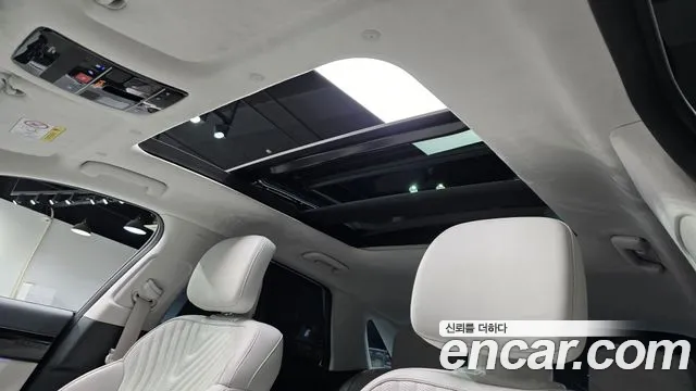 Hyundai Grandeur GN7 — Фото автомобиля 19
