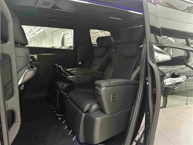 Toyota Vellfire — Фото автомобиля 11