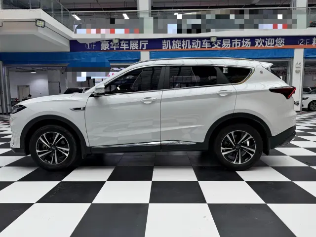 Jetour X70 Plus — Фото автомобиля 6