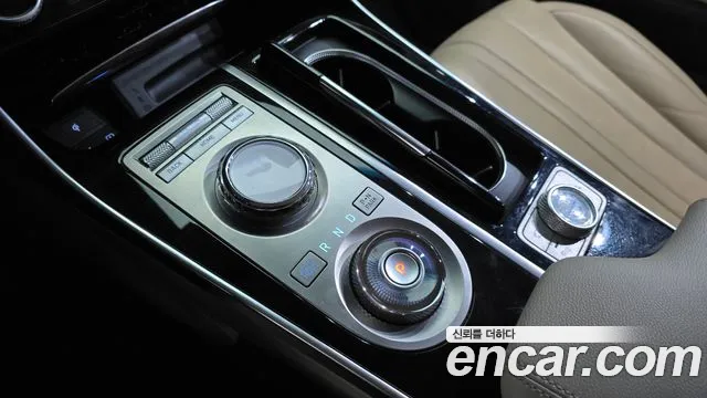 Genesis GV80 2.5T Бензин AWD — Фото автомобиля 8