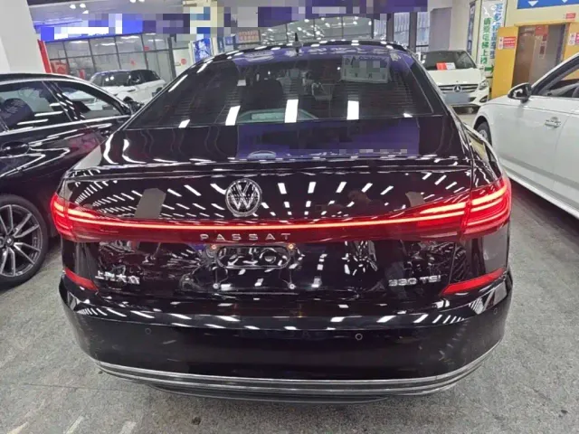 Volkswagen Passat — Фото автомобиля 5