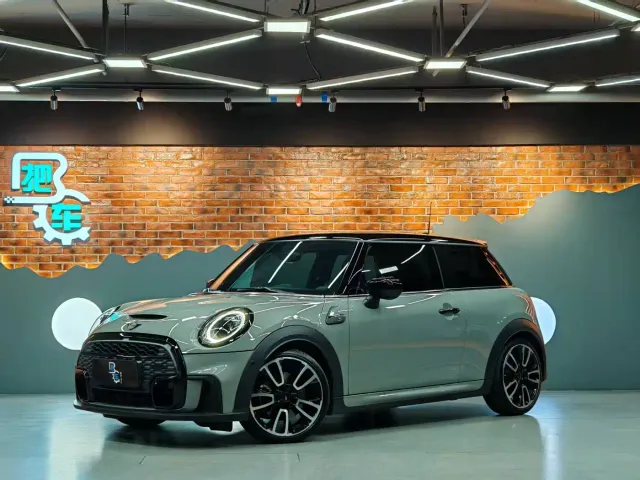 Фотография автомобиля — MINI Hatch