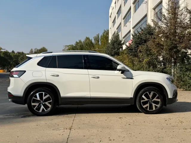 Volkswagen Tayron — Фото автомобиля 4