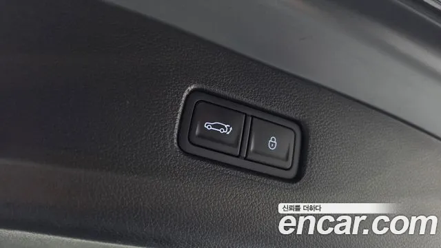 Genesis GV80 — Фото автомобиля 24