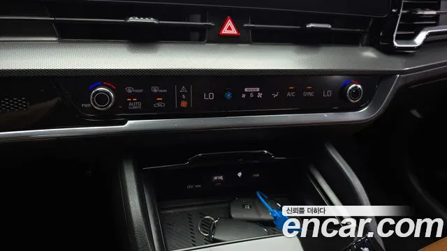 Kia Sportage Sportage 5-е поколение Дизель 2.0 2WD — Фото автомобиля 6