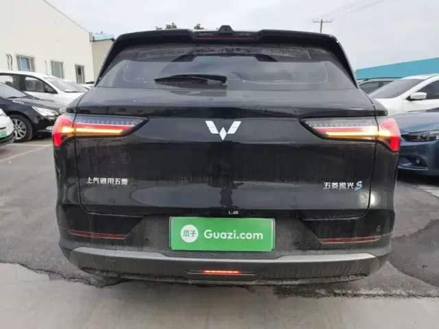 Wuling Starlight S — Фото автомобиля 5