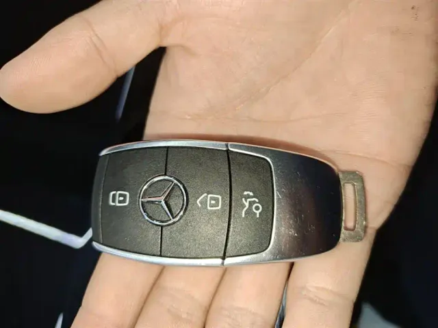 Mercedes-Benz GLB-Class — Фото автомобиля 8