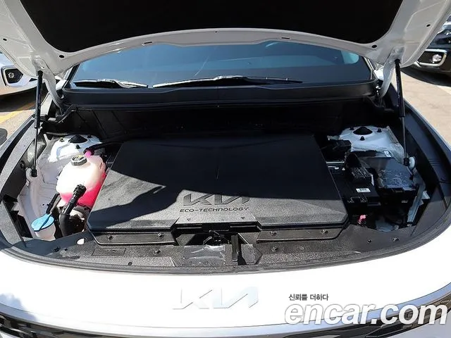 Kia Niro Niro (New) — Фото автомобиля 19