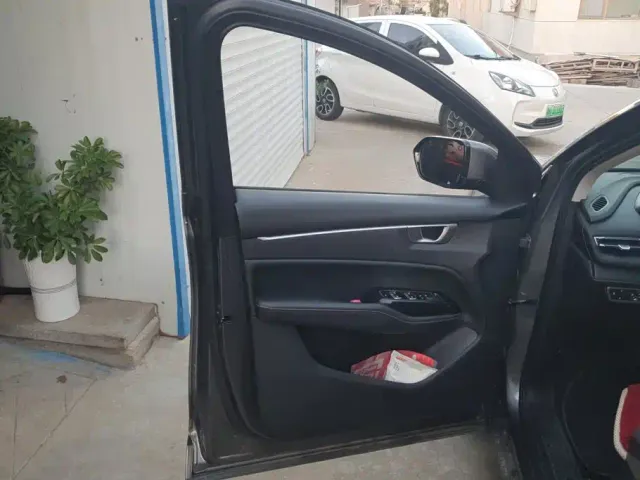 Wuling Victory — Фото автомобиля 7