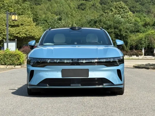 Zeekr 007 GT — Фото автомобиля 2
