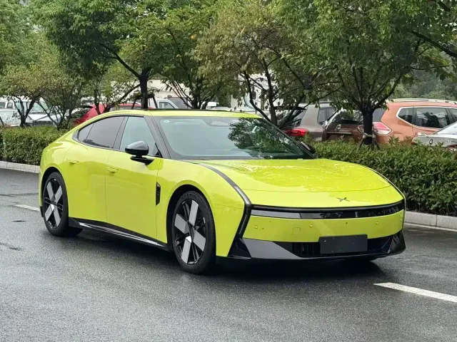 Xpeng P7 — Фото автомобиля 4