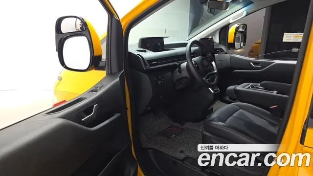Hyundai Staria Staria L3.5 Школьный автобус — Фото автомобиля 9