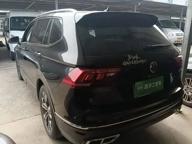 Volkswagen Tiguan L — Фото автомобиля 4