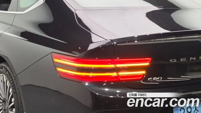 Genesis G80 Electrified G80 (RG3) — Фото автомобиля 19