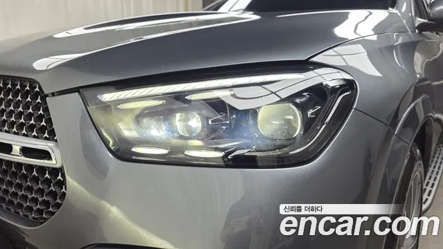 Mercedes-Benz GLE-Class — Фото автомобиля 21