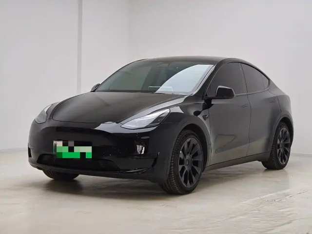 Фотография автомобиля — Tesla Model Y