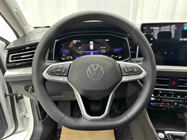 Volkswagen Sagitar — Фото автомобиля 11
