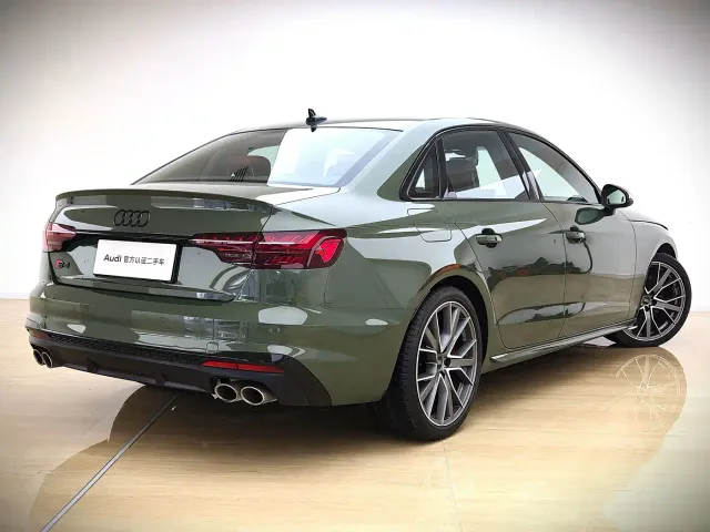 Audi S4 — Фото автомобиля 4