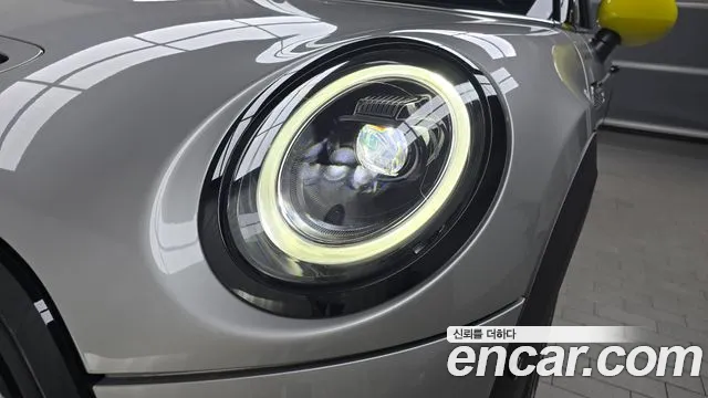 Mini Cooper Cooper Электро SE Электро — Фото автомобиля 22