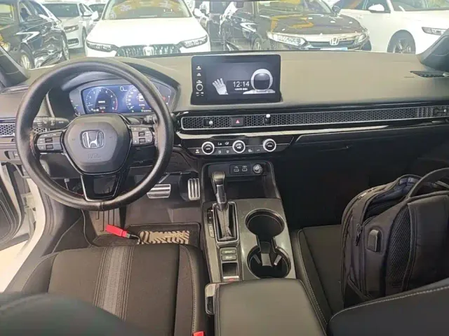 Honda Civic — Фото автомобиля 9