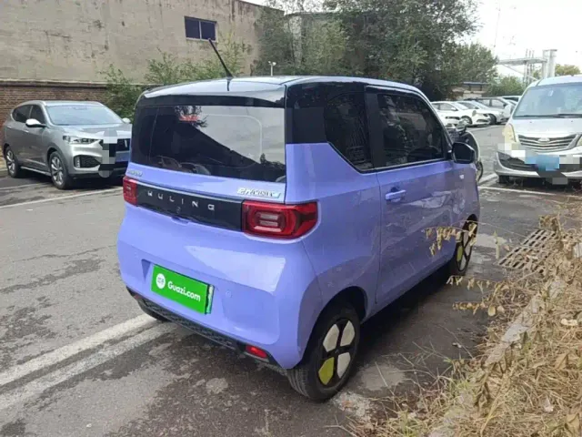 Wuling Hongguang Mini EV — Фото автомобиля 6