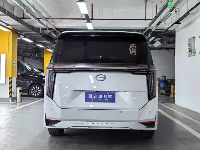 GAC Trumpchi M8 — Фото автомобиля 7
