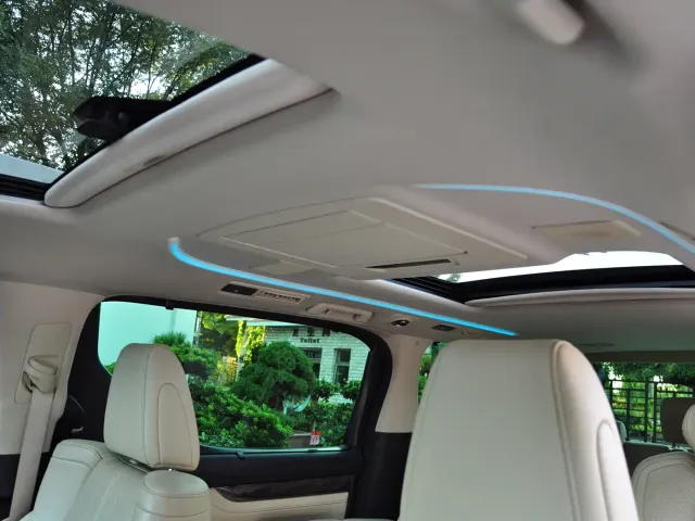 Toyota Alphard — Фото автомобиля 11