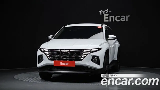 Hyundai Tucson Tucson (NX4) Дизель 2.0 2WD — Фото автомобиля 2