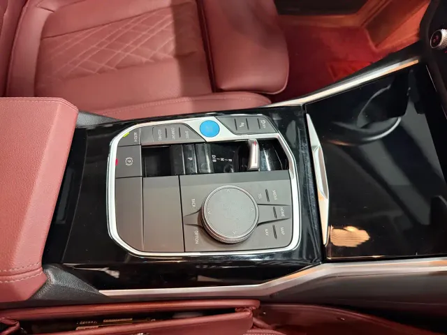 BMW i3 — Фото автомобиля 5