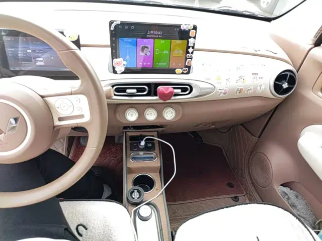 Wuling Hongguang Mini EV — Фото автомобиля 12
