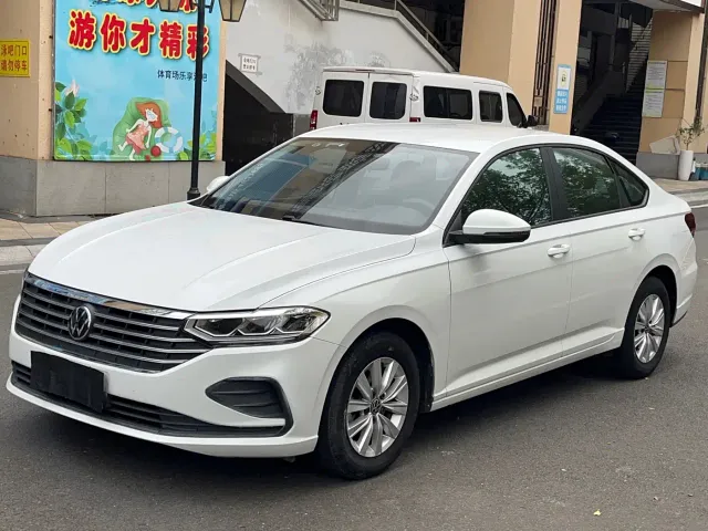 Volkswagen Lavida — Фото автомобиля 3