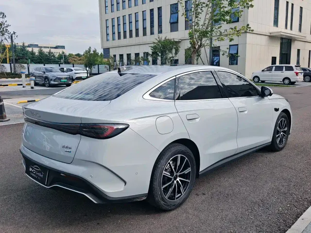BYD Seal 06 — Фото автомобиля 9