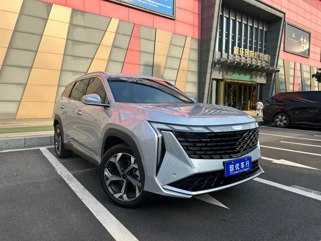 Geely Boyue L 2024 1.5TD DCT Premium Edition — Фото автомобиля 3