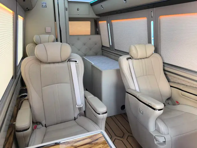 Toyota Coaster — Фото автомобиля 15