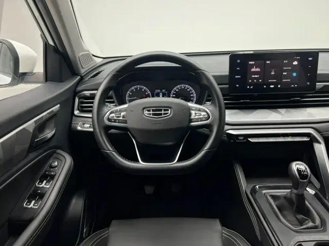 Geely Vision X6 — Фото автомобиля 18