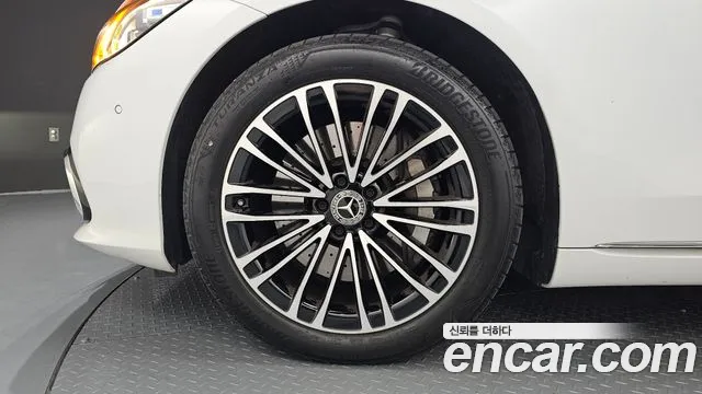 Mercedes-Benz S-Class S-класс W223 — Фото автомобиля 5