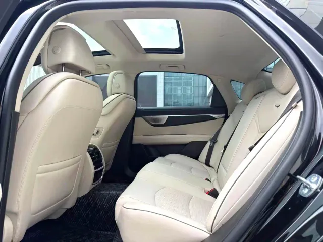 Cadillac CT6 — Фото автомобиля 4