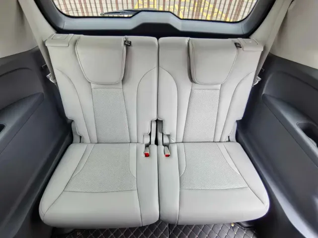 GAC Trumpchi GS8 — Фото автомобиля 12